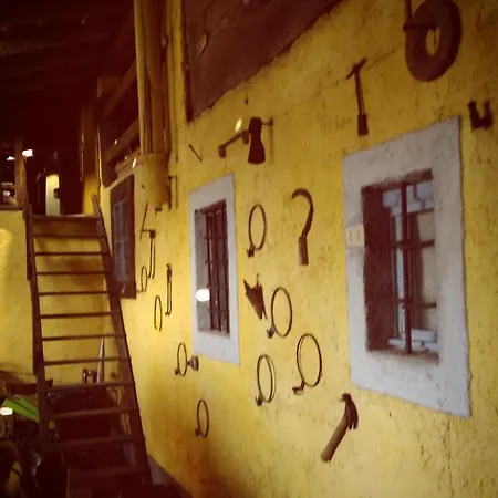 Cascina Corteprimavera, Del Baliot B&B