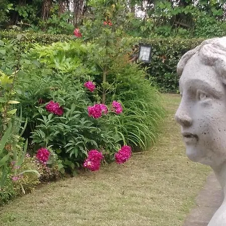 Cascina Corteprimavera, Del Baliot Bed & Breakfast 3*