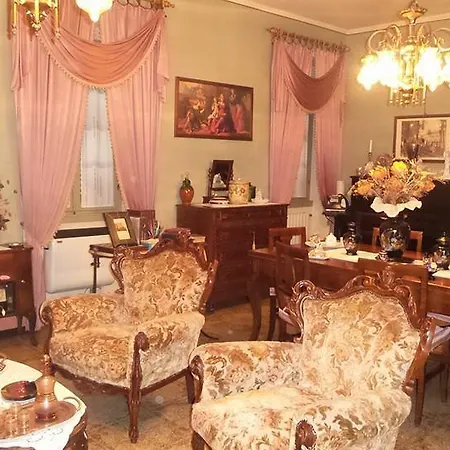Bed & Breakfast Cascina Corteprimavera, Del Baliot 3*